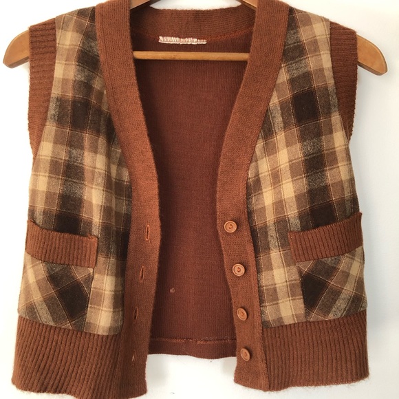 Sadie - Plaid Wool Vest 🧺 - Picture 4 of 11